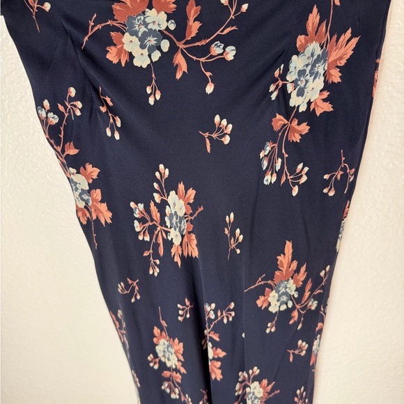 Womens Sz 10 Calvin Klein Silk skirt Maxi Navy Brown - Picture 2 of 3